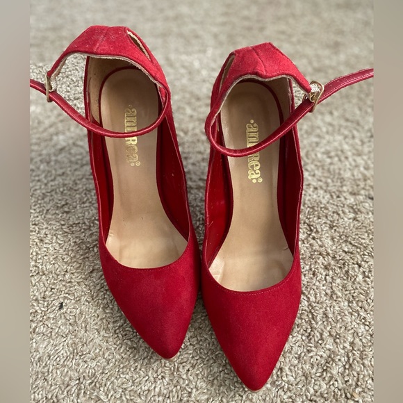 heeled shoes with strap pointed toe shoes - Picture 4 of 6